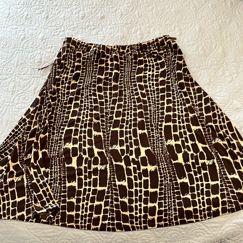 Worthington stretch XL skirt.